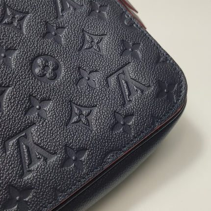 Louis Vuitton Pochette Métis Monogram Empreinte Leather Navy