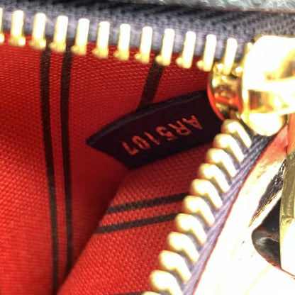 Louis Vuitton Pochette Métis Monogram Empreinte Leather Navy