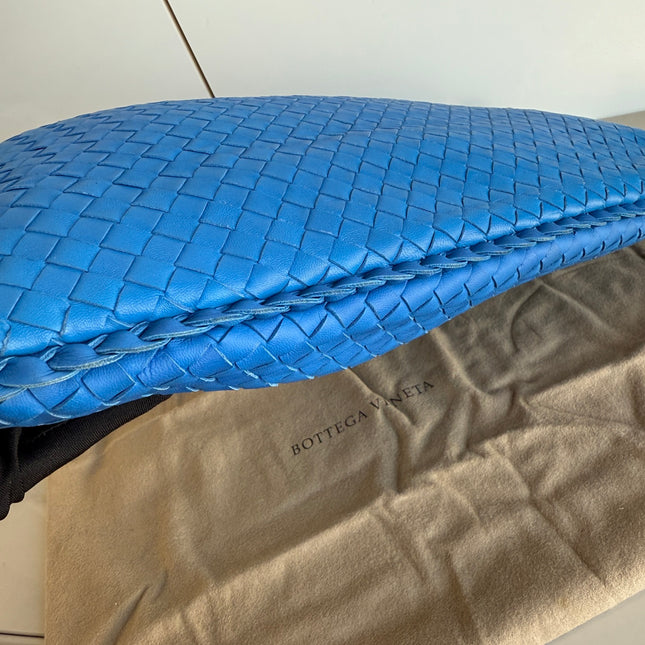Bottega Veneta Veneta Hobo Medium Royal Blue Intrecciato Leather Bag 47cm