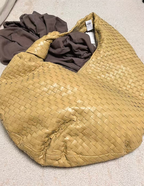 Bottega Veneta Jodie Maxi Lambskin Leather Beige Oats 70cm