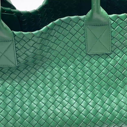 Bottega Veneta Cabat Tote Green Intreccio Leather 40cm