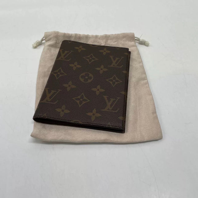 Louis Vuitton Agenda and Passport Cover Brown Monogram