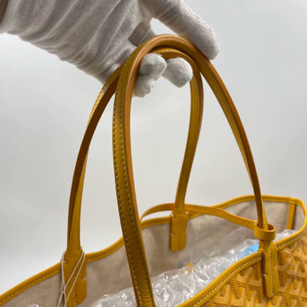 Sold Goyard Saint Louis Tote 2014 PM Medium Yellow