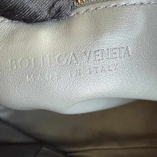 Bottega Veneta NEW Garda Tote Leather Interior Intrecciato Chocolate Brown Medium 24cm