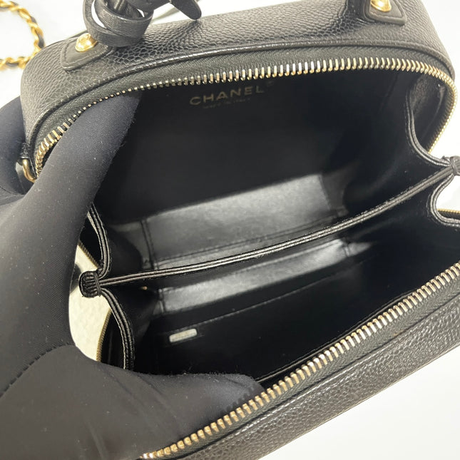 Chanel Filigree Mini Vanity Case 2019 Caviar Leather Black