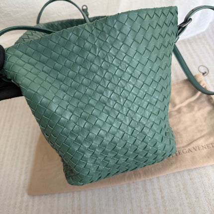 Bottega Veneta Cesta Shopper Tote Nappa Intrecciato Leather Dark Green Small