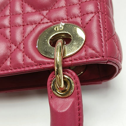 Sac Lady Dior Mini Lipstick Rose Cuir d'Agneau Quincaillerie Dorée Bandoulière Chaîne