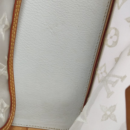 Louis Vuitton Lockit White Mesh Monogram and Leather Handbag