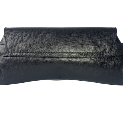 Sold Gucci Horsebit 1955 Chain Shoulder bag Large Black Leather