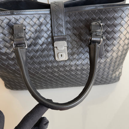 Bottega Veneta Roma Large Intrecciato Nappa Leather Black 35cm