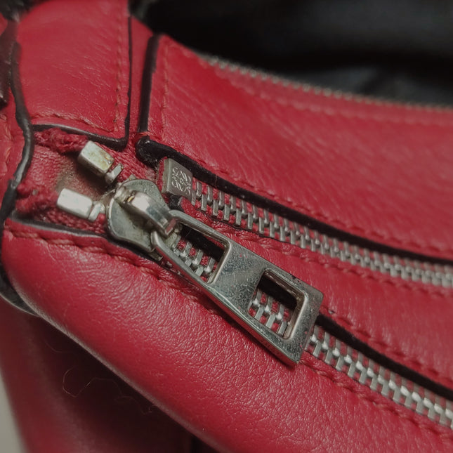 Loewe Puzzle Medium Red Leather with Zipper Crossbody Bag