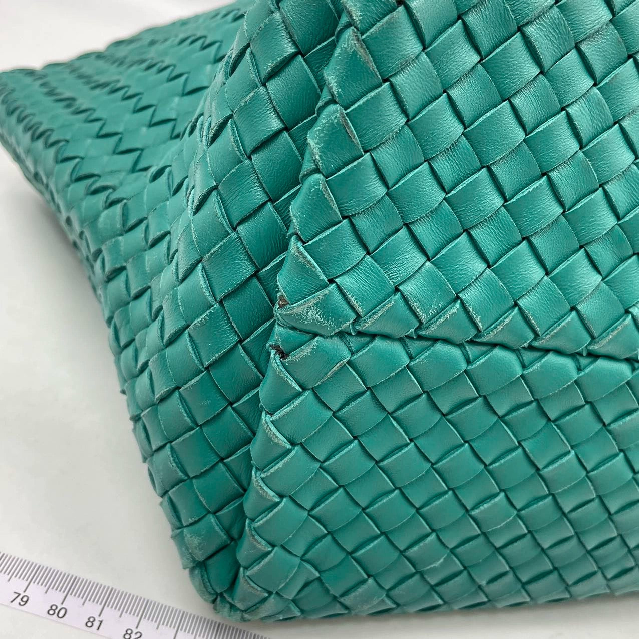 Bottega Veneta Cabat Large Intreccio Leather Tote Bag Green with Pouch 40cm