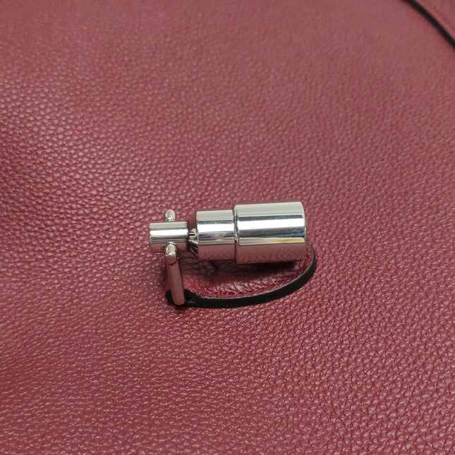 Gucci Jackie 1961 Burgundy Large Pebbled Leather Shoulder Bag with Strap
