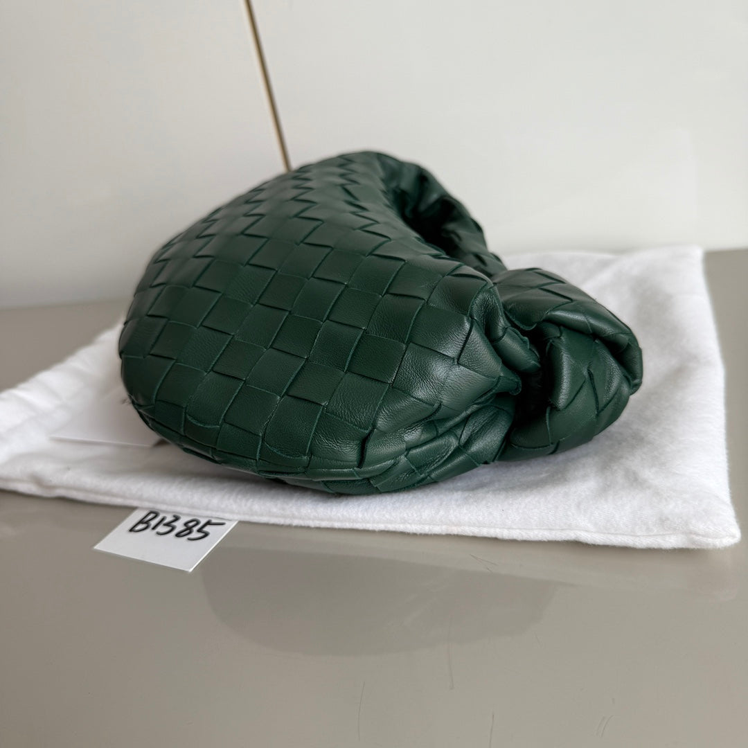 Bottega Veneta Jodie Mini Dark Forest Green Lambskin Leather Clutch Bag Never Worn