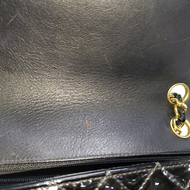 Chanel Classic Flap Medium Black Patent Leather Gold HW Seasonal Chain