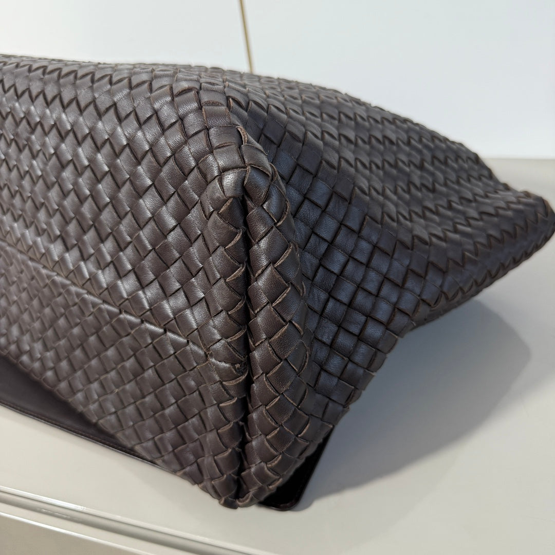 Bottega Veneta Cabat Tote Intreccio Leather Dark Chocolate Brown 40cm