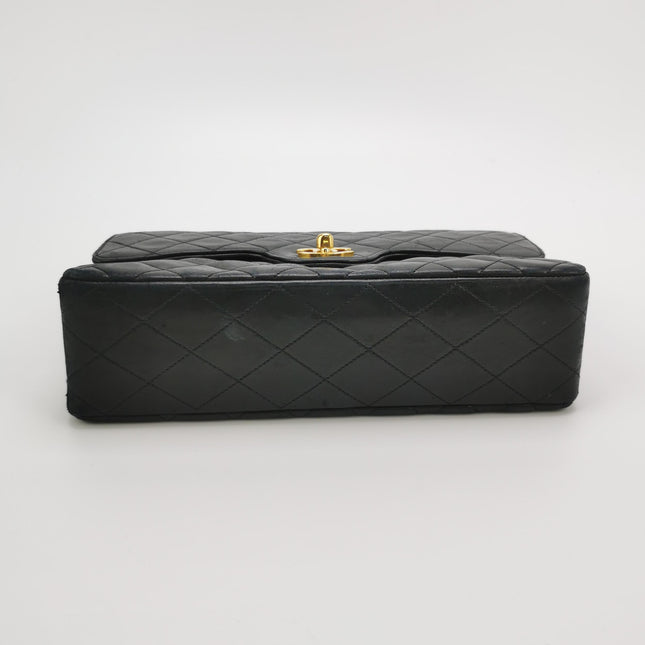 Chanel Classic Flap Vintage Medium Black Lambskin Leather 24k Gold Hardware 1986-1988