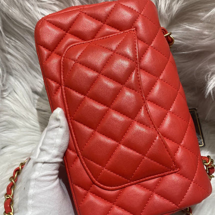 Chanel Classic Flap Mini 2019 Red Lambskin Leather Gold Hardware