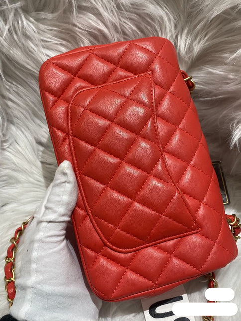 Chanel Classic Flap Mini 2019 Red Lambskin Leather Gold Hardware
