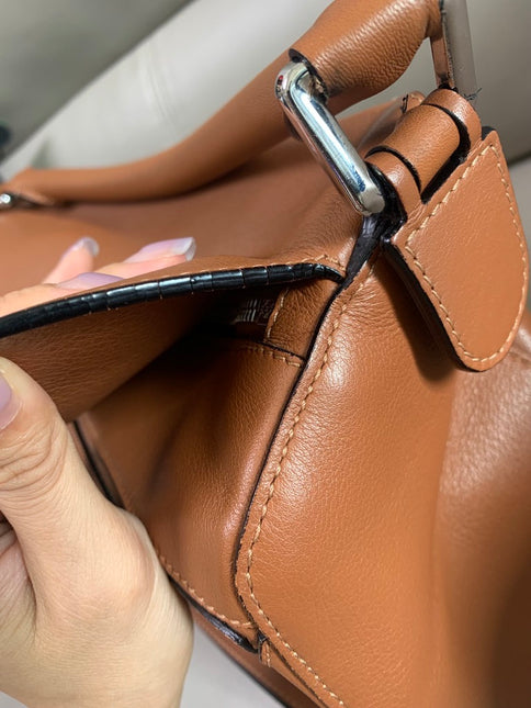 Sold Loewe Puzzle Medium Crossbody bag Caramel leather