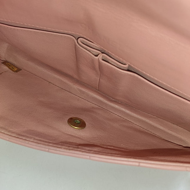 Chanel East West Chocolate Bar Light Pink Leather Gold Hardware Vintage