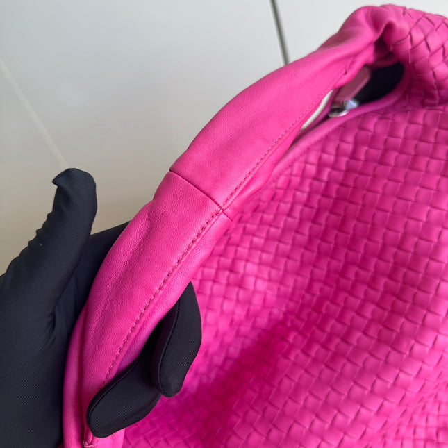 Sold Bottega Veneta Veneta Hobo Large Pink Intrecciato Leather Bag 51cm