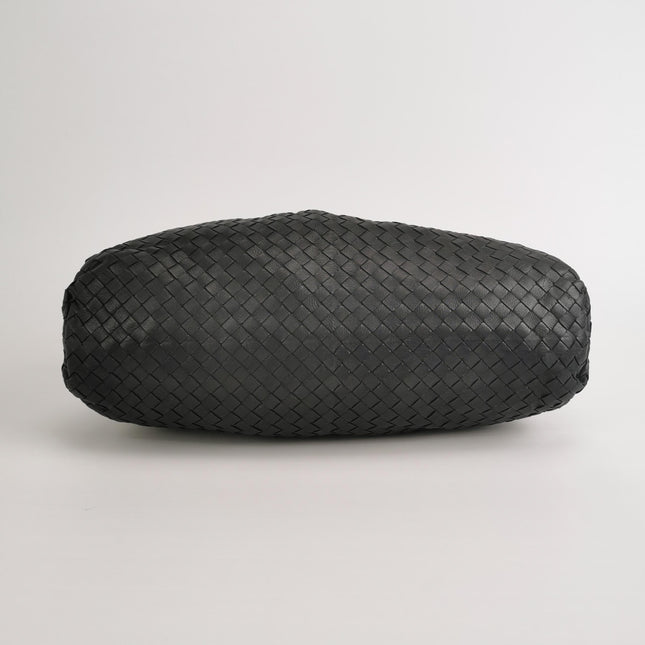 Bottega Veneta Pouch Large Intrecciato Black Calfskin Leather Clutch