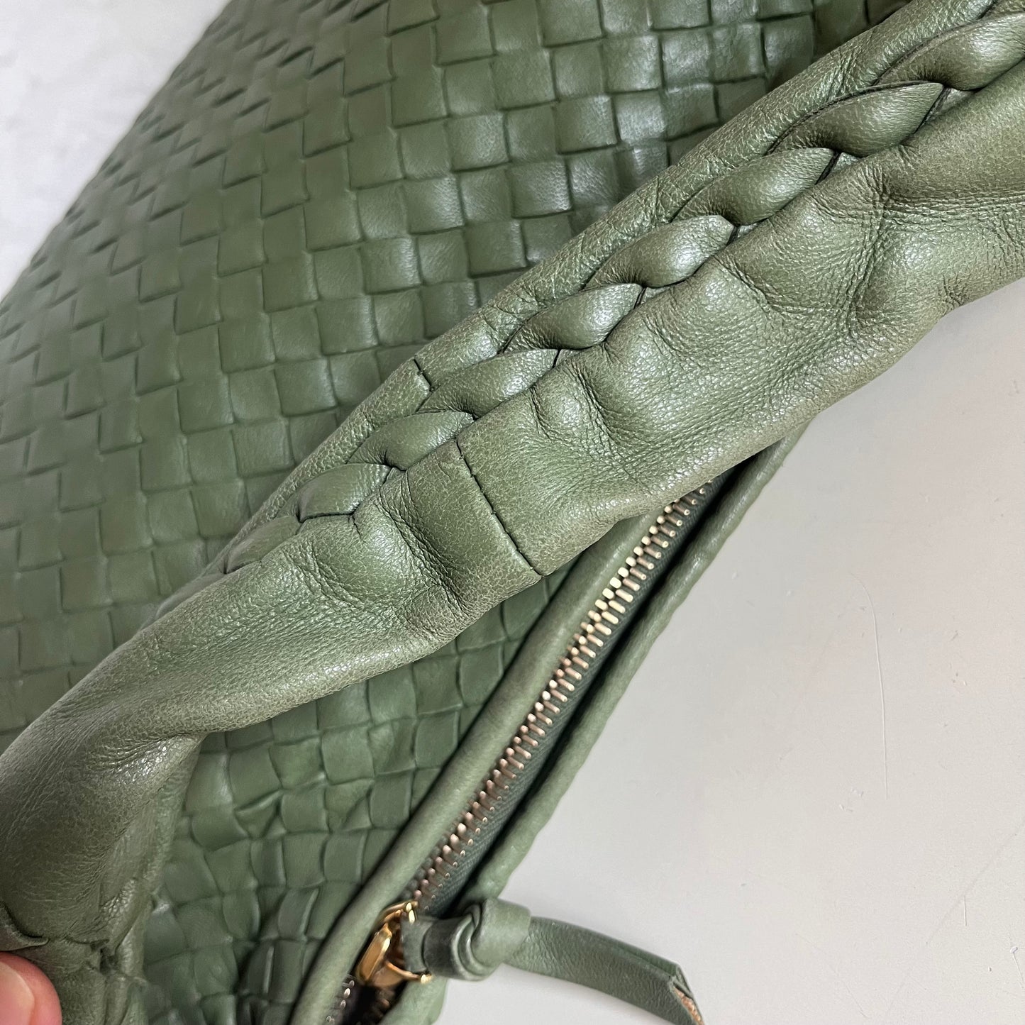 Sold Bottega Veneta Veneta Hobo Large Dark Green 45cm Lambskin Leather