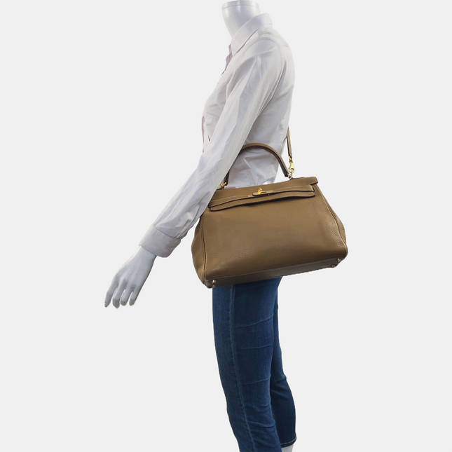 Hermes Kelly 32 Retourne Biscuit Brown Clemence Leather Gold Hardware Double Ring