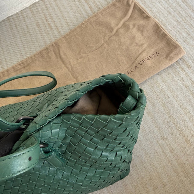 Bottega Veneta Cesta Shopper Tote Nappa Intrecciato Leather Dark Green Small