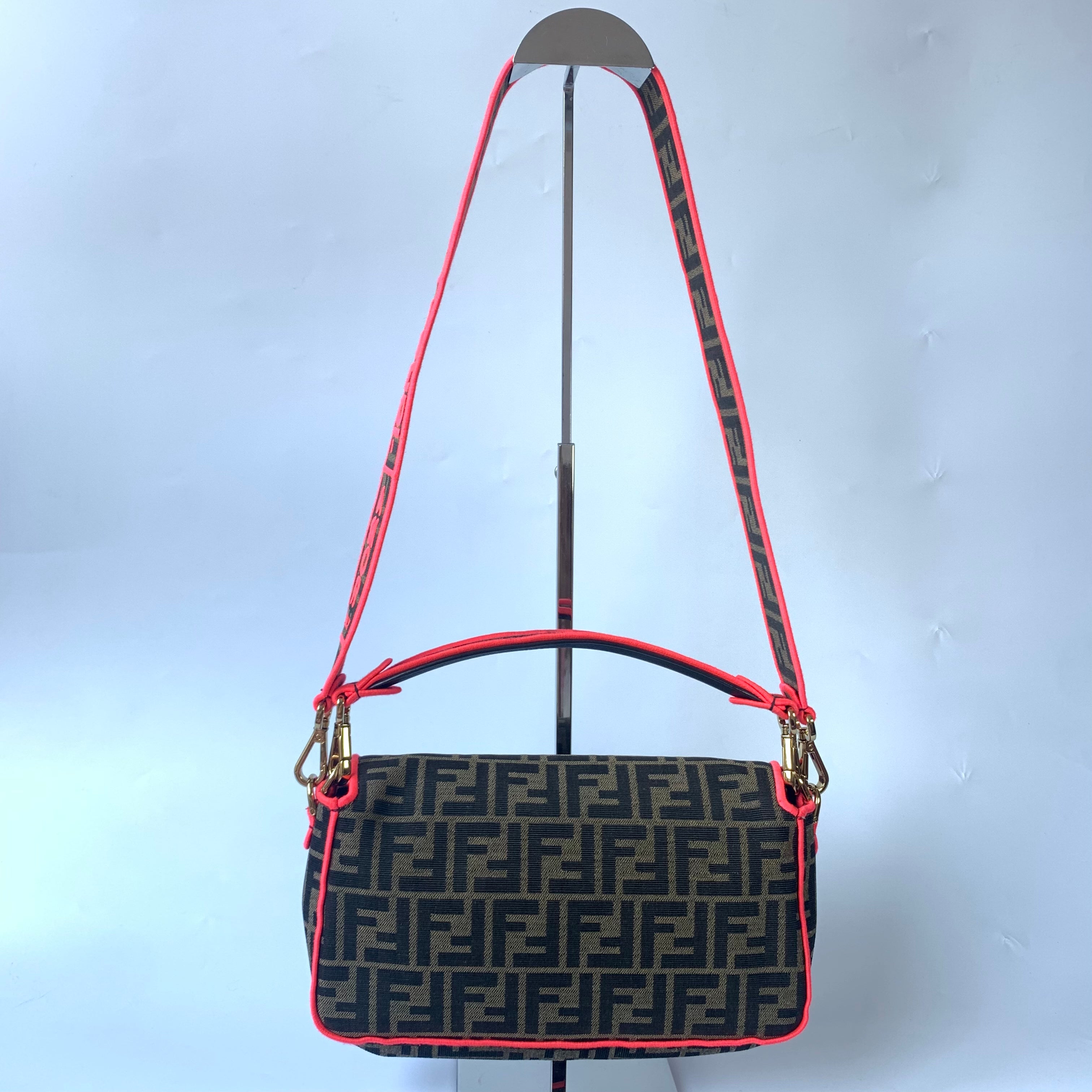 Fendi baguette neon sale