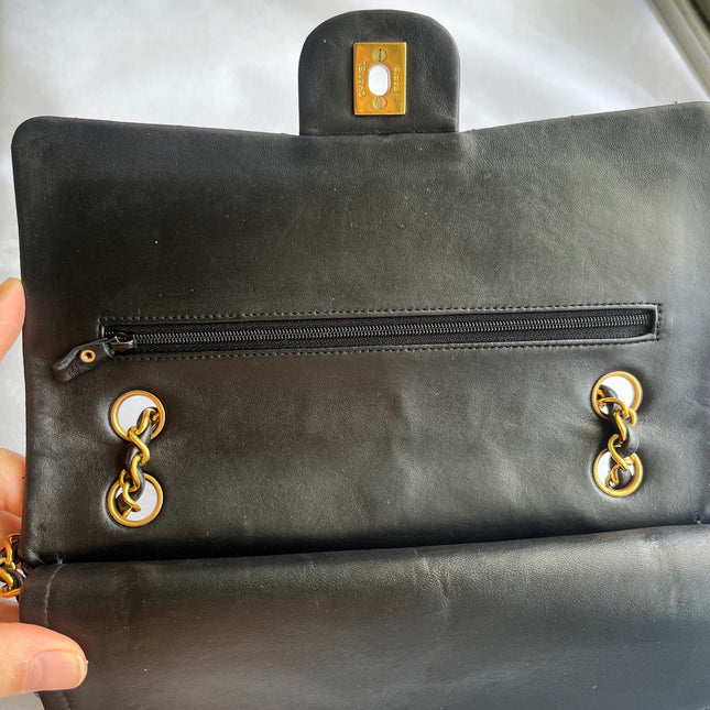 Chanel Classic Flap Vintage Medium Black Lambskin Leather 24k Gold Hardware 1994-1996