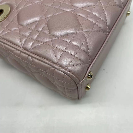 Lady Dior Mini 2019 Cuir d'agneau rose nacré avec chaîne dorée