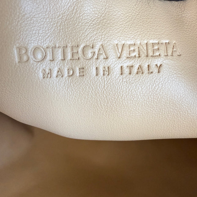 Bottega Veneta Jodie Small Lambskin Leather Beige Oats 36cm