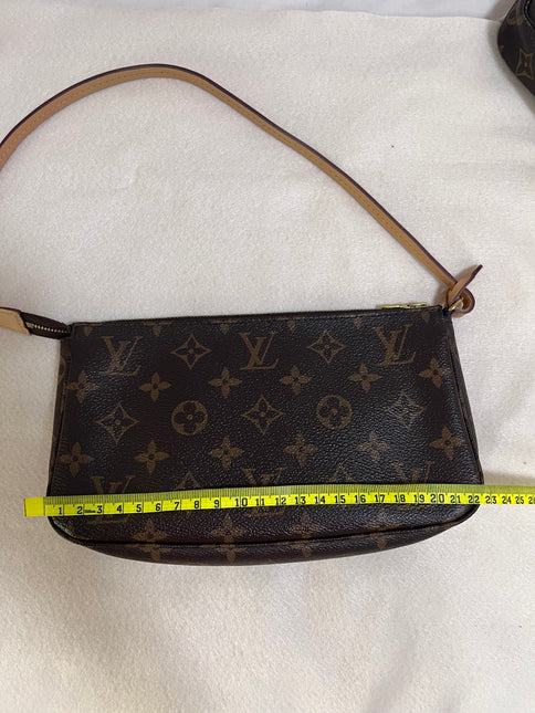 Sold Louis Vuitton pochette accessoires classic brown Modern