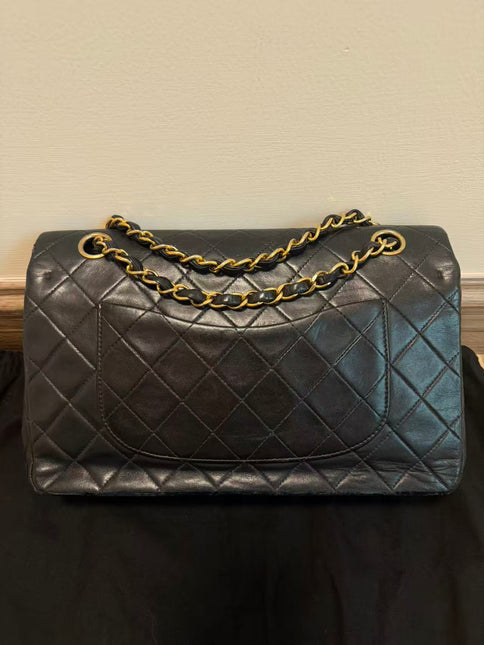 Chanel Classic Flap Vintage Medium Black Lambskin Leather 24k Gold Hardware 1991-94