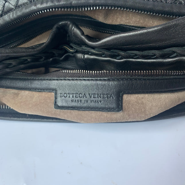 Sold Bottega Veneta Veneta Hobo Large Black 50-53cm Lambskin Leather
