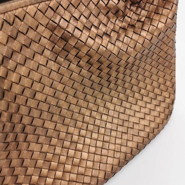 Sold Bottega Veneta Veneta Hobo Large Metallic Copper Leather 46cm