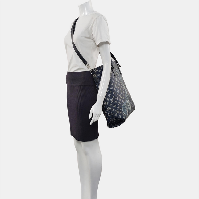 Louis Vuitton x Chapman Brothers Giraffe Tote Navy Monogram Canvas with Strap