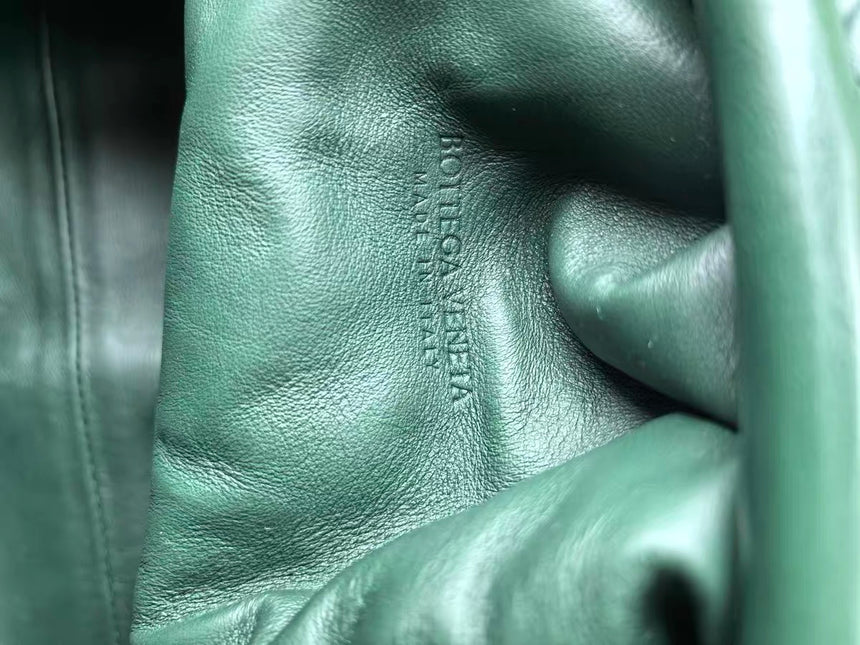 Bottega Veneta Pouch Large Intrecciato Dark Green Calfskin Leather Clutch