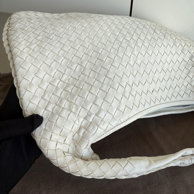 Bottega Veneta Veneta Hobo Intrecciato White Nappa Leather Medium 40cm