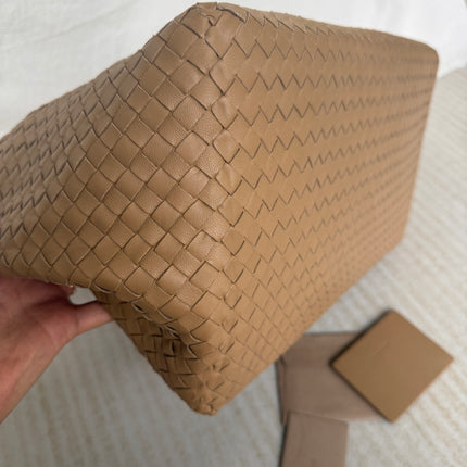 Bottega Veneta Cesta Shopper Tote Intrecciato Milk Chocolate Brown Leather Large 50cm