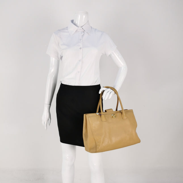 Chanel Cerf Executive Medium Beige Leather Handbag 35cm