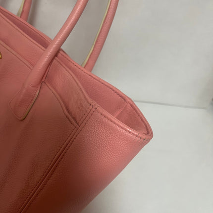 Chanel Cerf Executive Medium Pink Leather Handbag 35cm