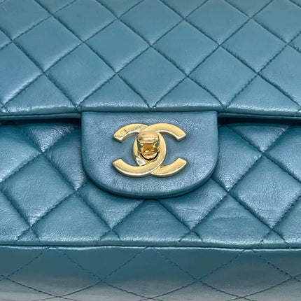 Chanel Classic Flap Medium Vintage Navy Lambskin Leather 24k Gold Hardware