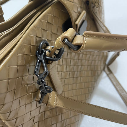 Bottega Veneta Roma Intrecciato Nappa Leather Beige Light Brown Small 30cm