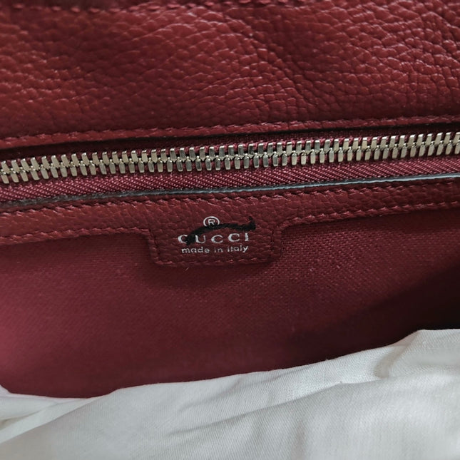 Gucci Jackie 1961 Burgundy Large Pebbled Leather Shoulder Bag with Strap