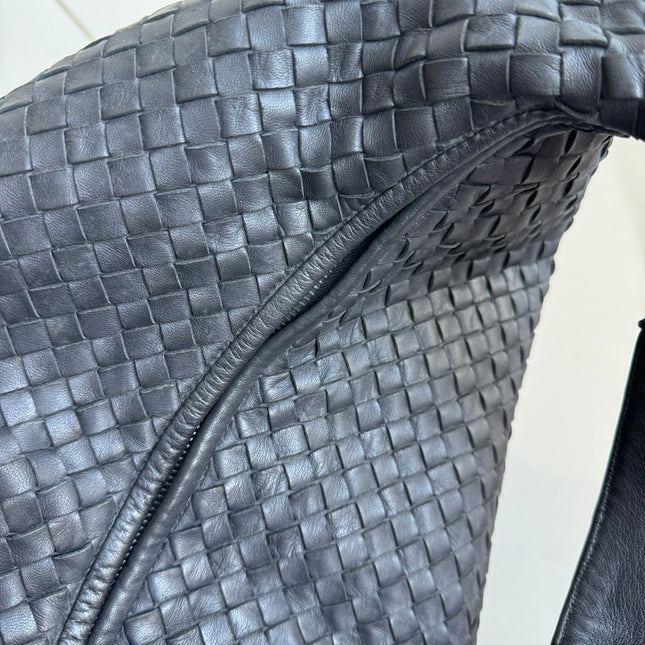 Sold Bottega Veneta Veneta Hobo Large Black 54cm Lambskin Leather