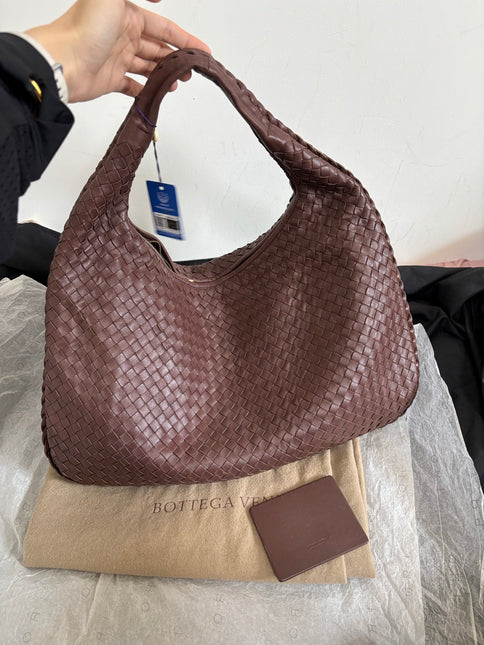 Bottega Veneta Veneta Hobo Intrecciato Chocolate Brown Medium Lambskin Leather 45cm