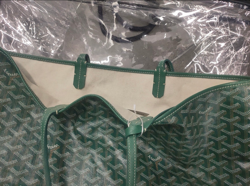 Sold Goyard Saint Louis Tote 2015 PM Medium Green